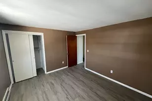 633 Center St, Manchester, CT 06040 - Photo 13