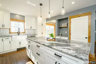 500 Old Colchester Rd, Montville, CT 06382 - Photo 9