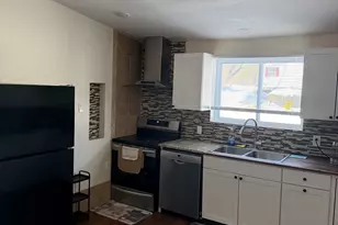 541 Park Ave, Bloomfield, CT 06002 - Photo 13