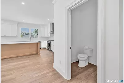 27 Suzanne Circle, Fairfield, CT 06825 - Photo 5