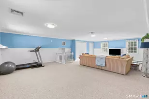 10 Foxwood Rd, Trumbull, CT 06611 - Photo 19