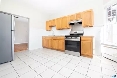 525 East Main Street #2nd floor LEFT, Bridgeport, CT 06608 - Photo 3