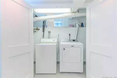 303 Wakeman Road, Fairfield, CT 06824 - Photo 31