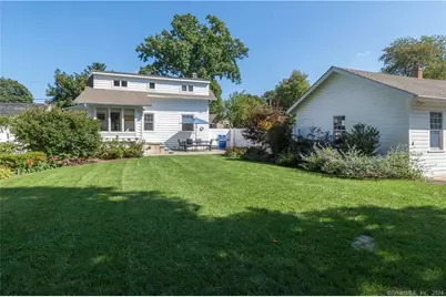 303 Wakeman Road, Fairfield, CT 06824 - Photo 39