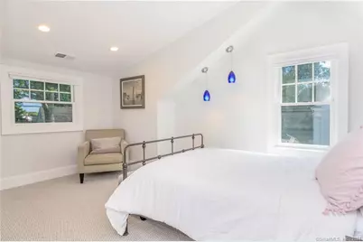 303 Wakeman Road, Fairfield, CT 06824 - Photo 27