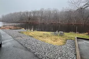 538B Winthrop Rd, Deep River, CT 06417 - Photo 15