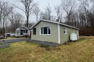 538B Winthrop Rd, Deep River, CT 06417 - Photo 13