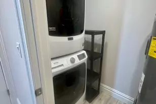 32 Latimer Dr, East Lyme, CT 06333 - Photo 23