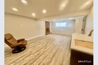 32 Latimer Drive, East Lyme, CT 06333 - Photo 19