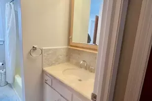 32 Latimer Dr, East Lyme, CT 06333 - Photo 15