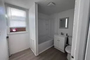 24 Rocky Hill Ave, New Britain, CT 06051 - Photo 3