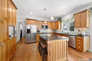 239 Silvermine Ave, Norwalk, CT 06850 - Photo 7