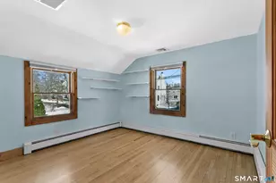 110 Alden St, Fairfield, CT 06824 - Photo 21