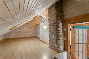 110 Alden St, Fairfield, CT 06824 - Photo 25