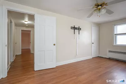 39 Burlington Street, Hartford, CT 06112 - Photo 25