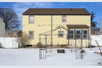 39 Burlington Street, Hartford, CT 06112 - Photo 31