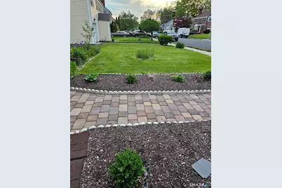 39 Burlington Street, Hartford, CT 06112 - Photo 35