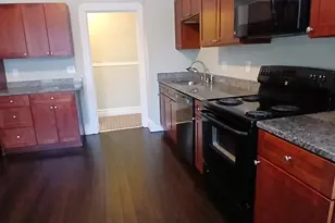 23 Williams St, Norwich, CT 06360 - Photo 3