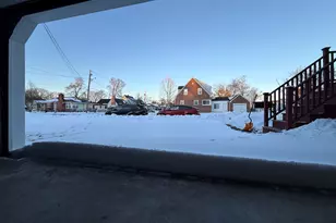 156 3rd Ave, West Haven, CT 06516 - Photo 17