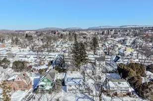 41 Park Pl, Meriden, CT 06451 - Photo 9