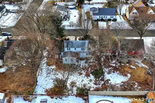 22 Lynmoor St, Milford, CT 06460 - Photo 3