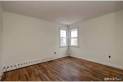 22 Lynmoor Street, Milford, CT 06460 - Photo 21