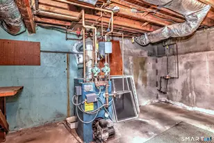 22 Lynmoor St, Milford, CT 06460 - Photo 35