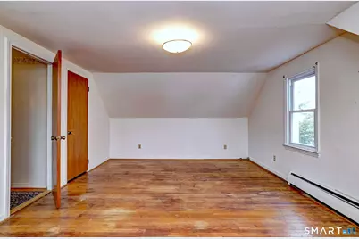 22 Lynmoor Street, Milford, CT 06460 - Photo 31