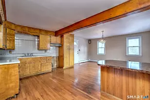 22 Lynmoor St, Milford, CT 06460 - Photo 11