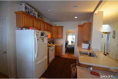 1376 Chopsey Hill Road, Bridgeport, CT 06606 - Photo 5