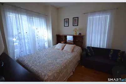 1376 Chopsey Hill Road, Bridgeport, CT 06606 - Photo 9