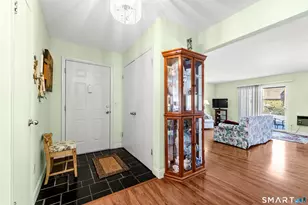 180 Colonial Rd, Stamford, CT 06906 - Photo 3