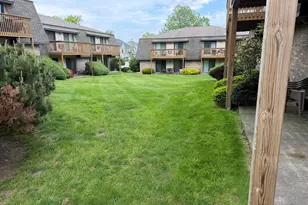 180 Colonial Rd, Stamford, CT 06906 - Photo 3