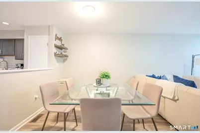 32 Deer Run #32, Bethel, CT 06801 - Photo 5