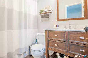 32 Deer Run, Bethel, CT 06801 - Photo 13