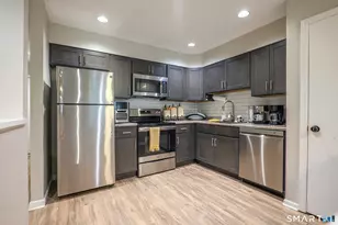 32 Deer Run, Bethel, CT 06801 - Photo 5