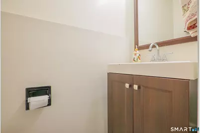 32 Deer Run #32, Bethel, CT 06801 - Photo 7