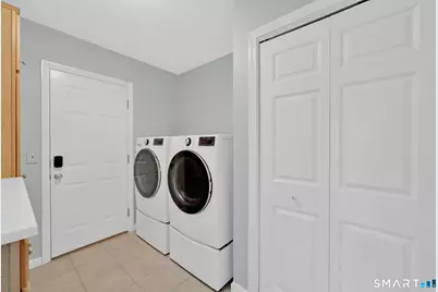 5 Barbaras Way, Ellington, CT 06029 - Photo 17