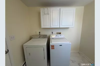 114 Albright Avenue #2nd floor, Stratford, CT 06614 - Photo 5