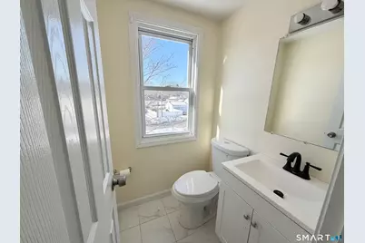 114 Albright Avenue #2nd floor, Stratford, CT 06614 - Photo 7