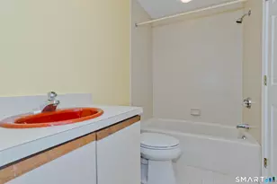 5 Caramoor Park, Bloomfield, CT 06002 - Photo 19