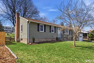 55 Old Farm Dr, Newington, CT 06111 - Photo 3