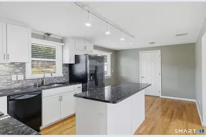 55 Old Farm Drive, Newington, CT 06111 - Photo 15