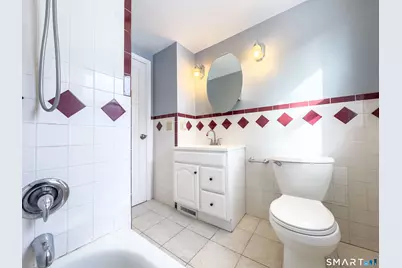 167 North Hoadley Street, Naugatuck, CT 06770 - Photo 9