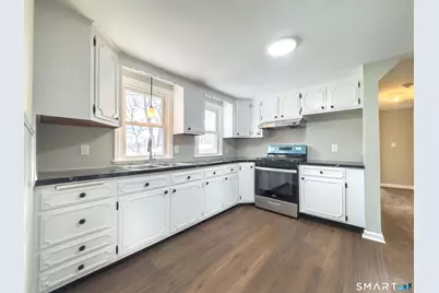 167 North Hoadley Street, Naugatuck, CT 06770 - Photo 7