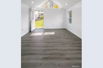 10 Ells Street, Ansonia, CT 06401 - Photo 15