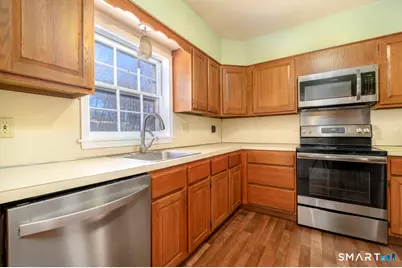 3 Valley View Road #APT 45, Norwalk, CT 06851 - Photo 5