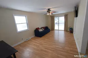 2 Sharren Ln, Enfield, CT 06082 - Photo 7