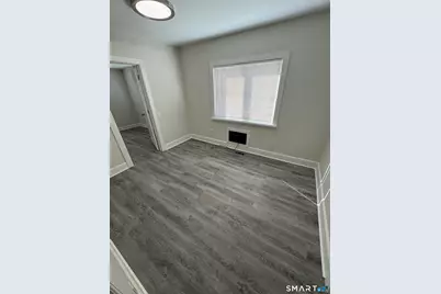 67 Hanford Avenue, Bridgeport, CT 06605 - Photo 7