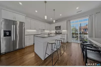 145 Brentwood Avenue #145, Fairfield, CT 06825 - Photo 5